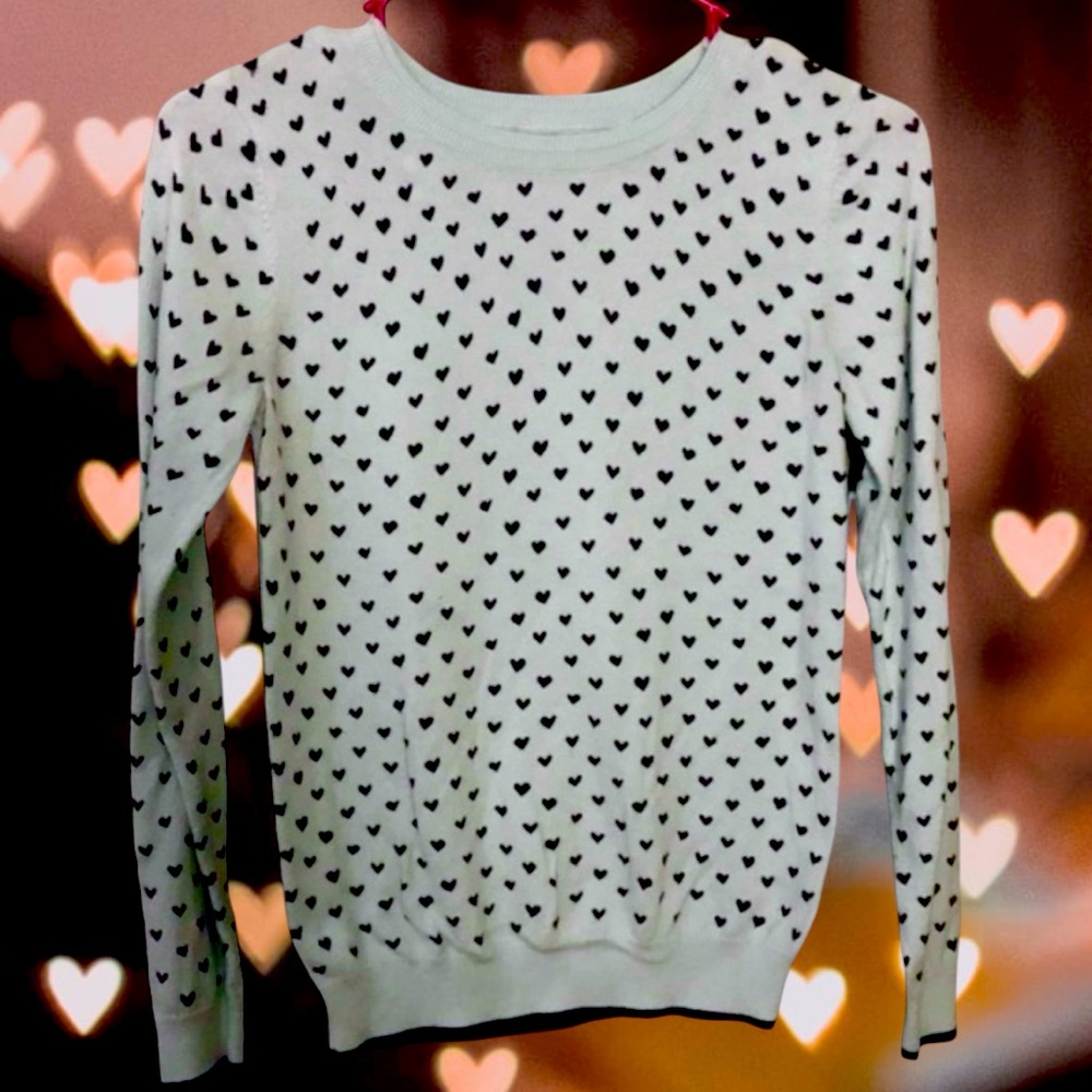 Elle Women’s XS Sweater Pale Mint Blue with Heart Pattern Excellent Condition